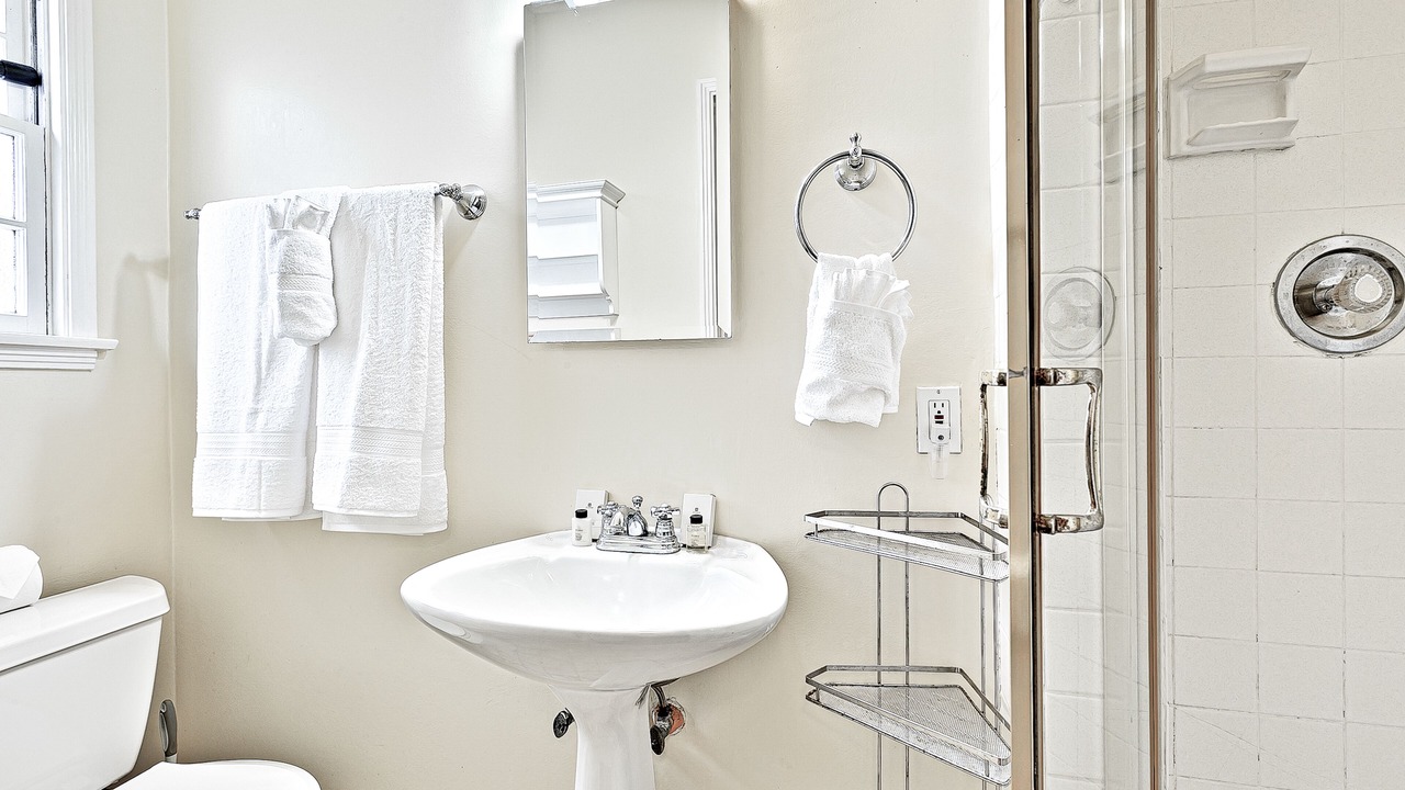 Photo of Bathroom in Laguna Beach