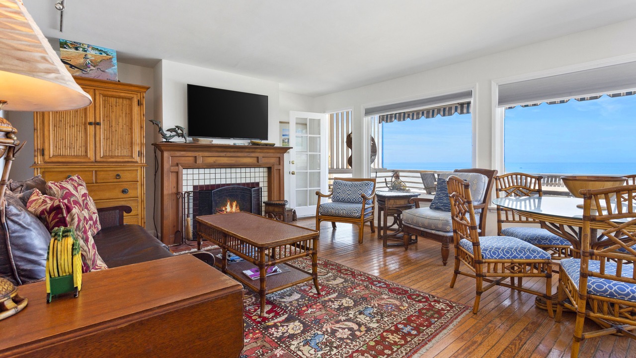Photo of Livingroom in Laguna Beach