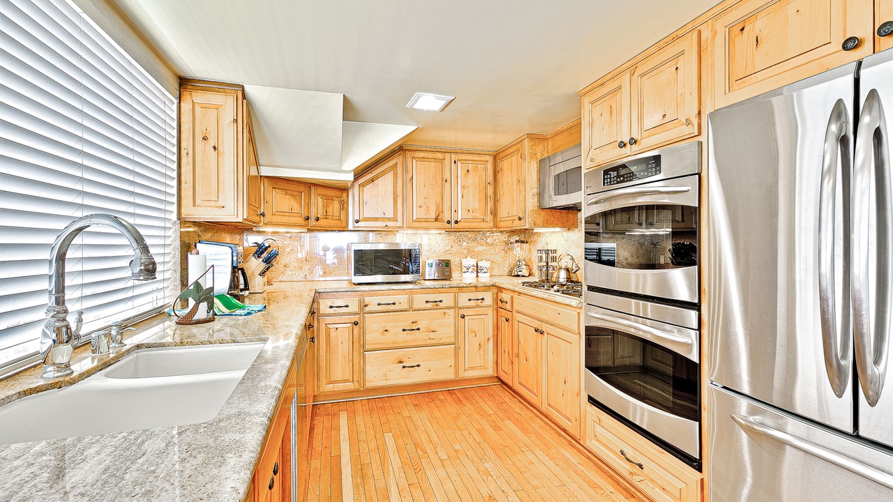 Photo of Kitchen in Laguna Beach