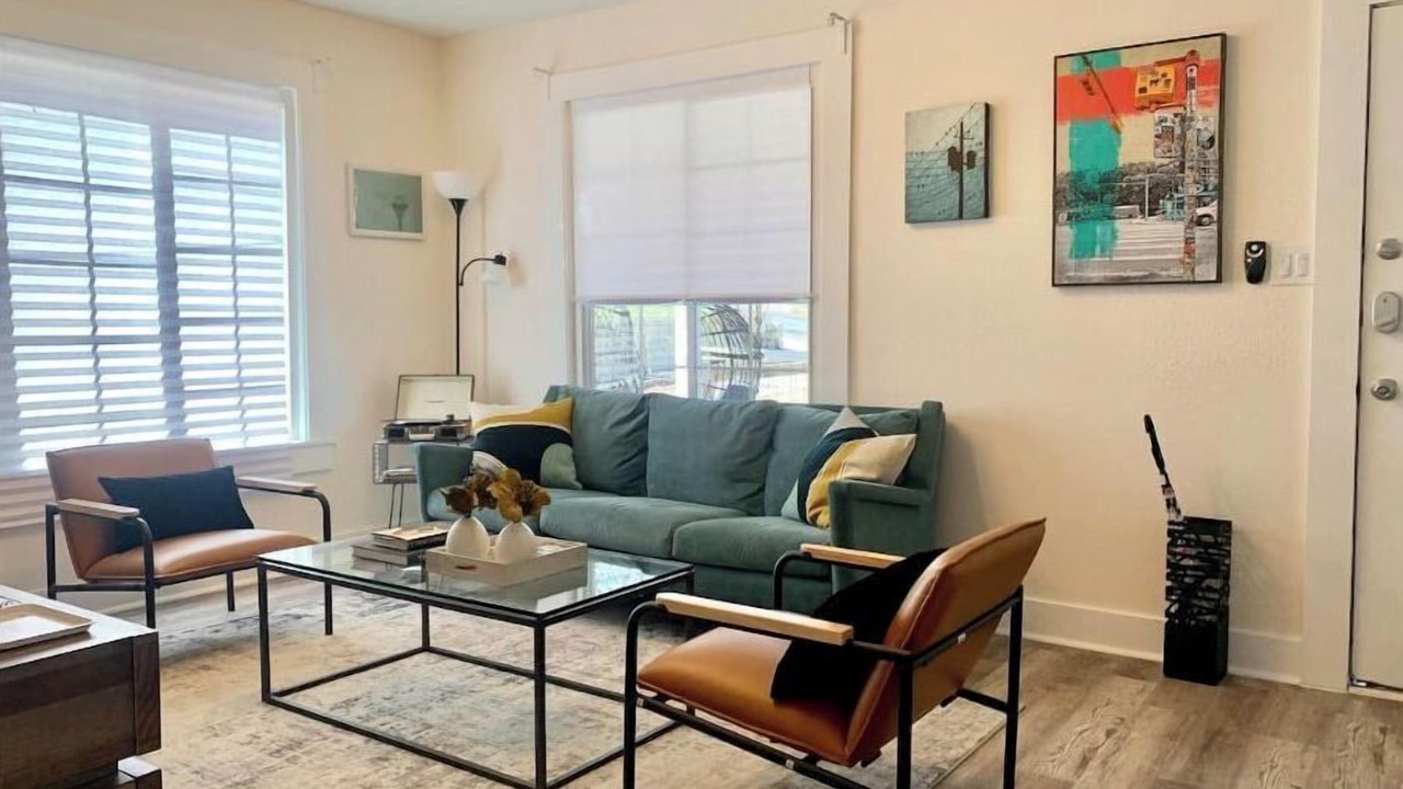 Photo of Livingroom in Cherrywood