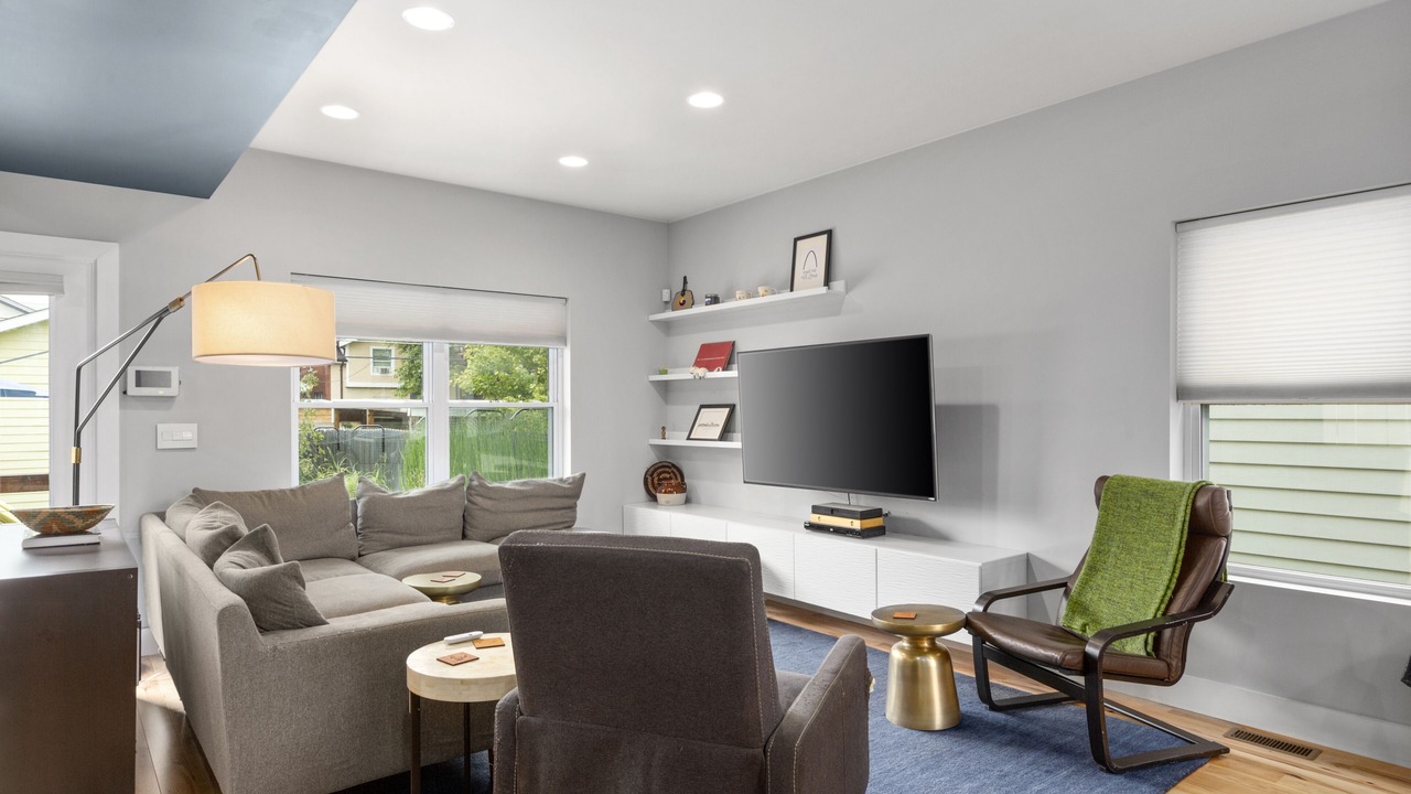 Photo of Livingroom in St. Louis