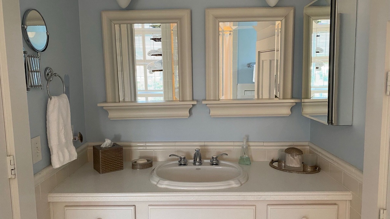 Photo of Bathroom in Siasconset