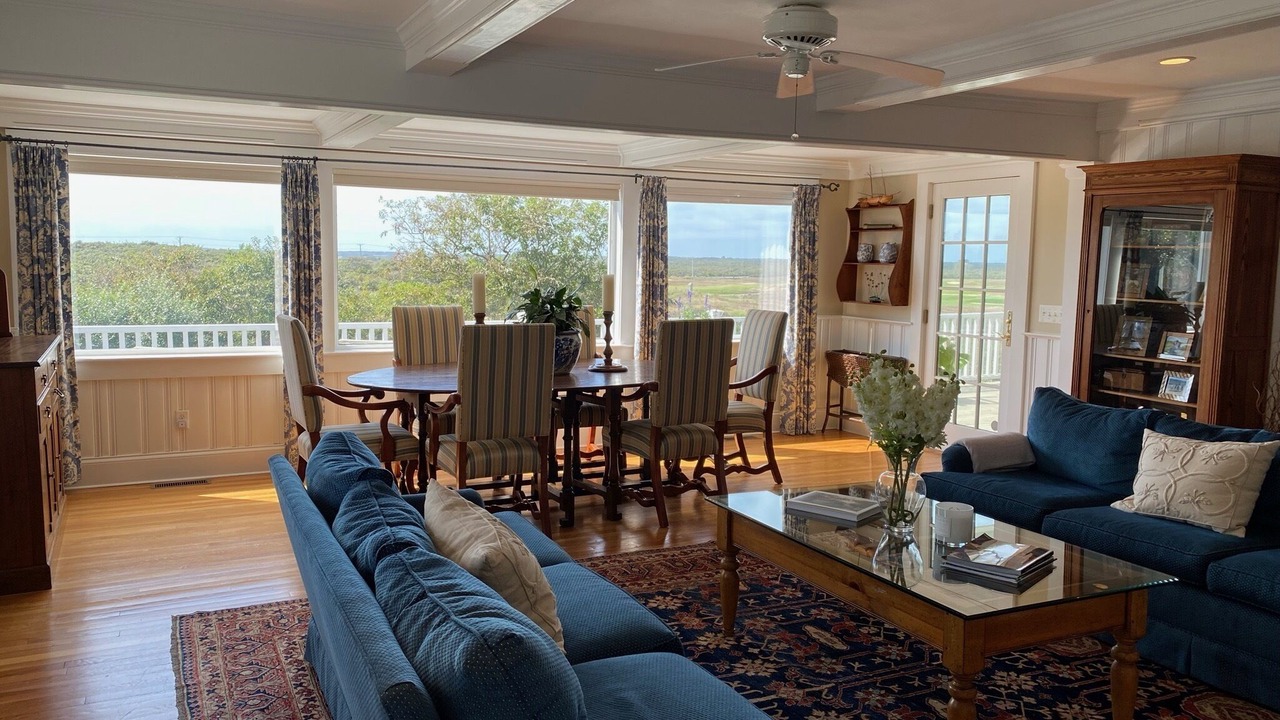 Photo of Livingroom in Siasconset