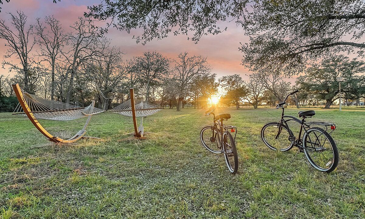 Photo of Others in Round Top