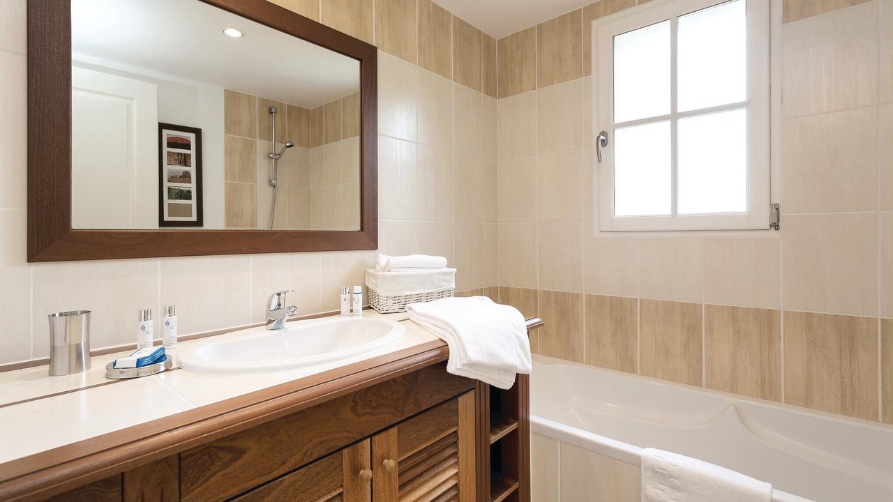 Photo of Bathroom in L'Aiguillon-sur-Vie