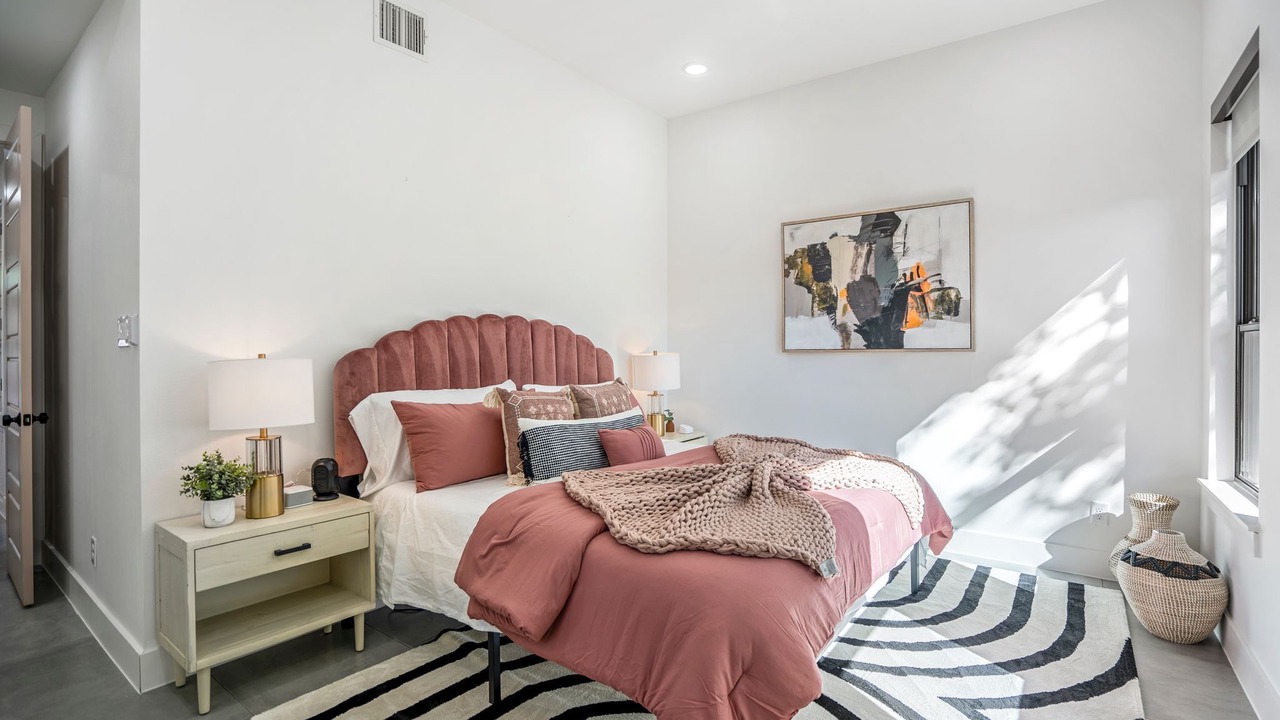 Photo of Bedroom in Greater East End