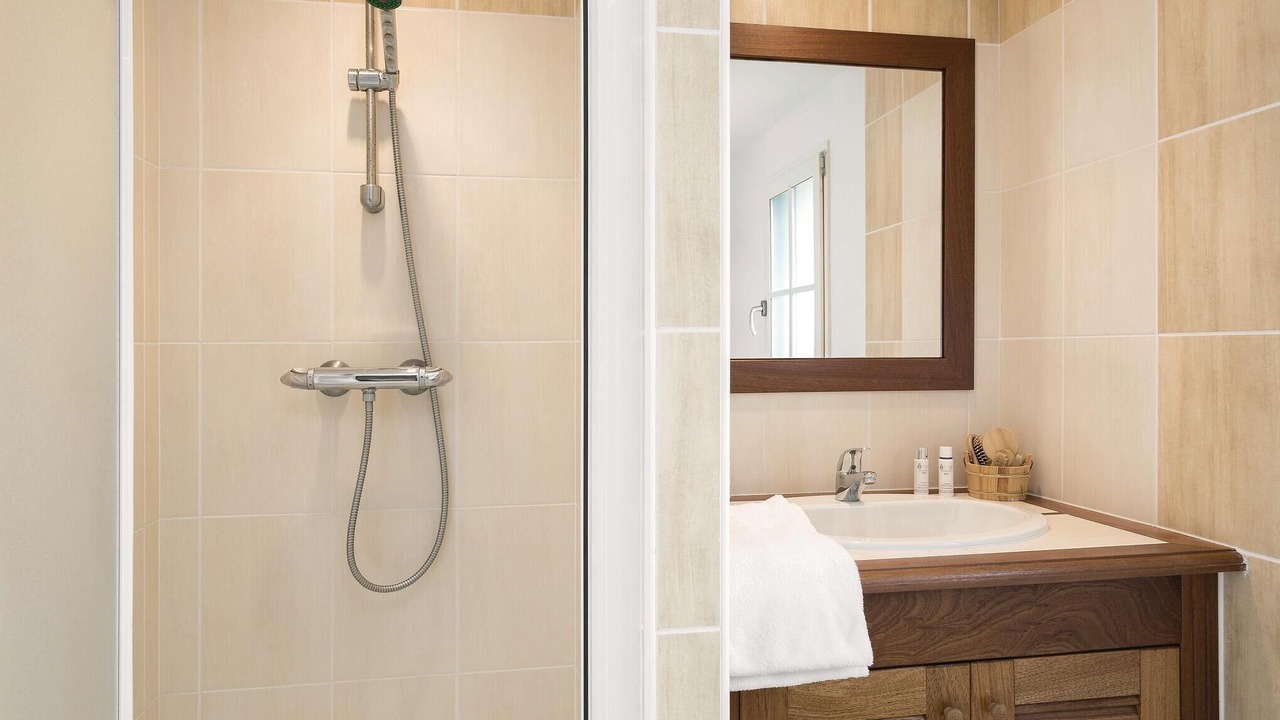 Photo of Bathroom in L'Aiguillon-sur-Vie