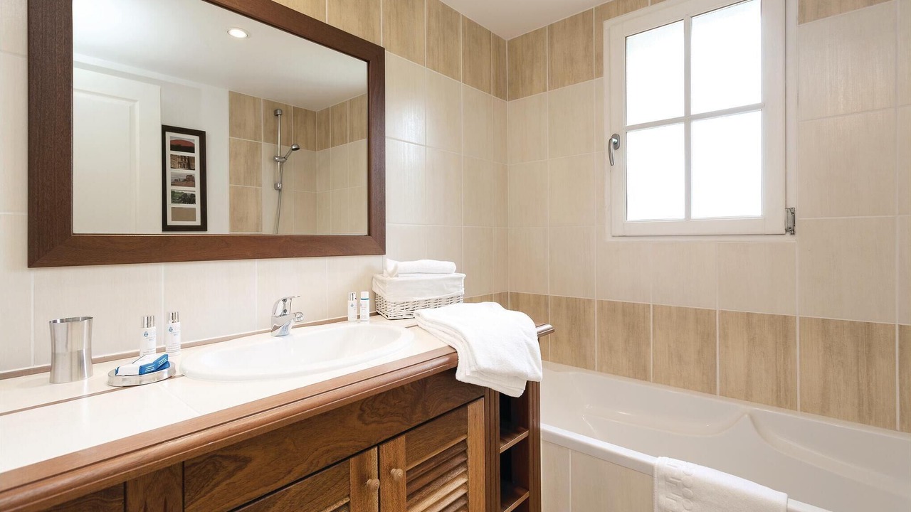 Photo of Bathroom in L'Aiguillon-sur-Vie
