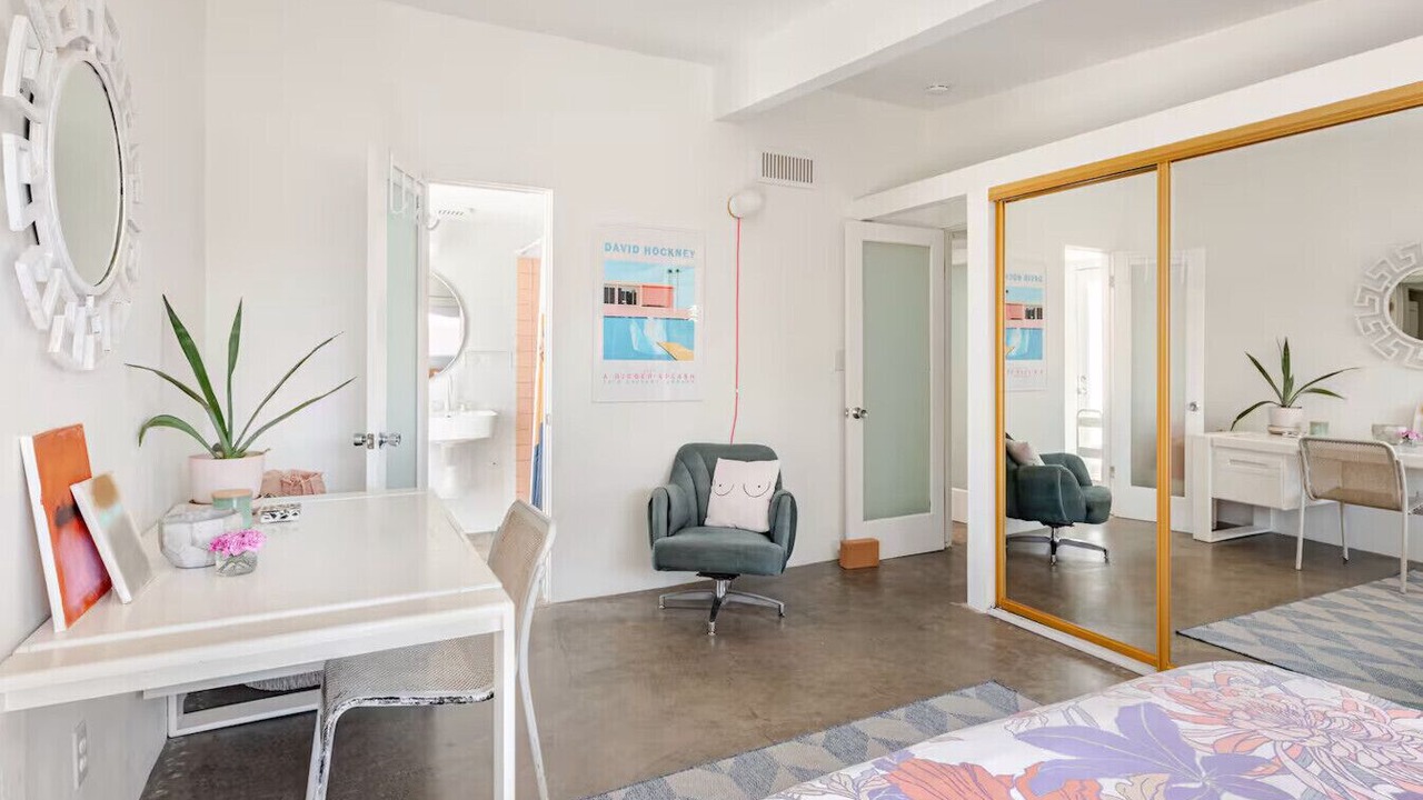 Photo of Bedroom in Racquet Club Estates
