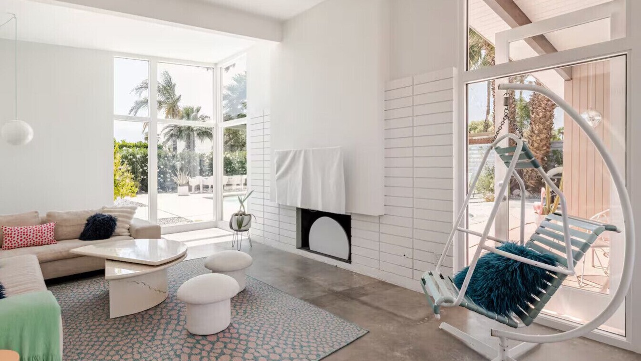 Photo of Bedroom in Racquet Club Estates