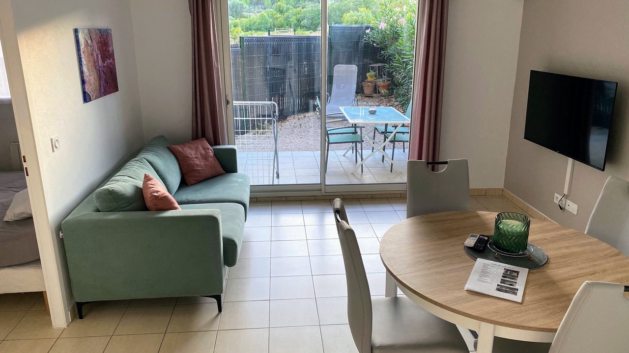 Photo of Livingroom in Peret