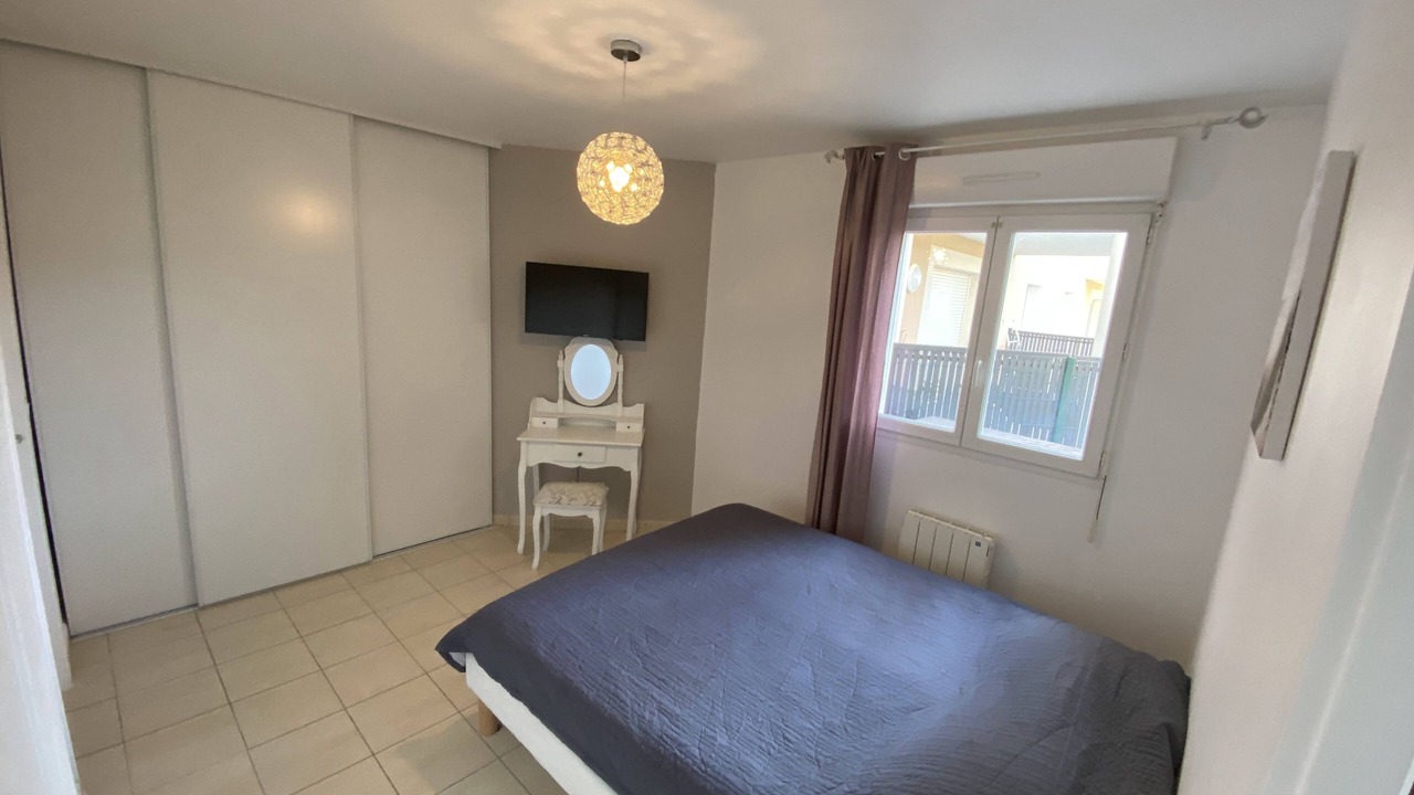 Photo of Bedroom in Peret
