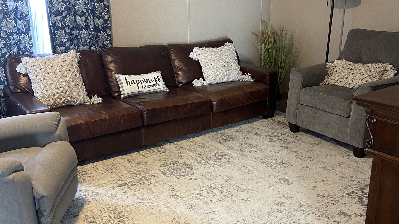 Photo of Livingroom in Many
