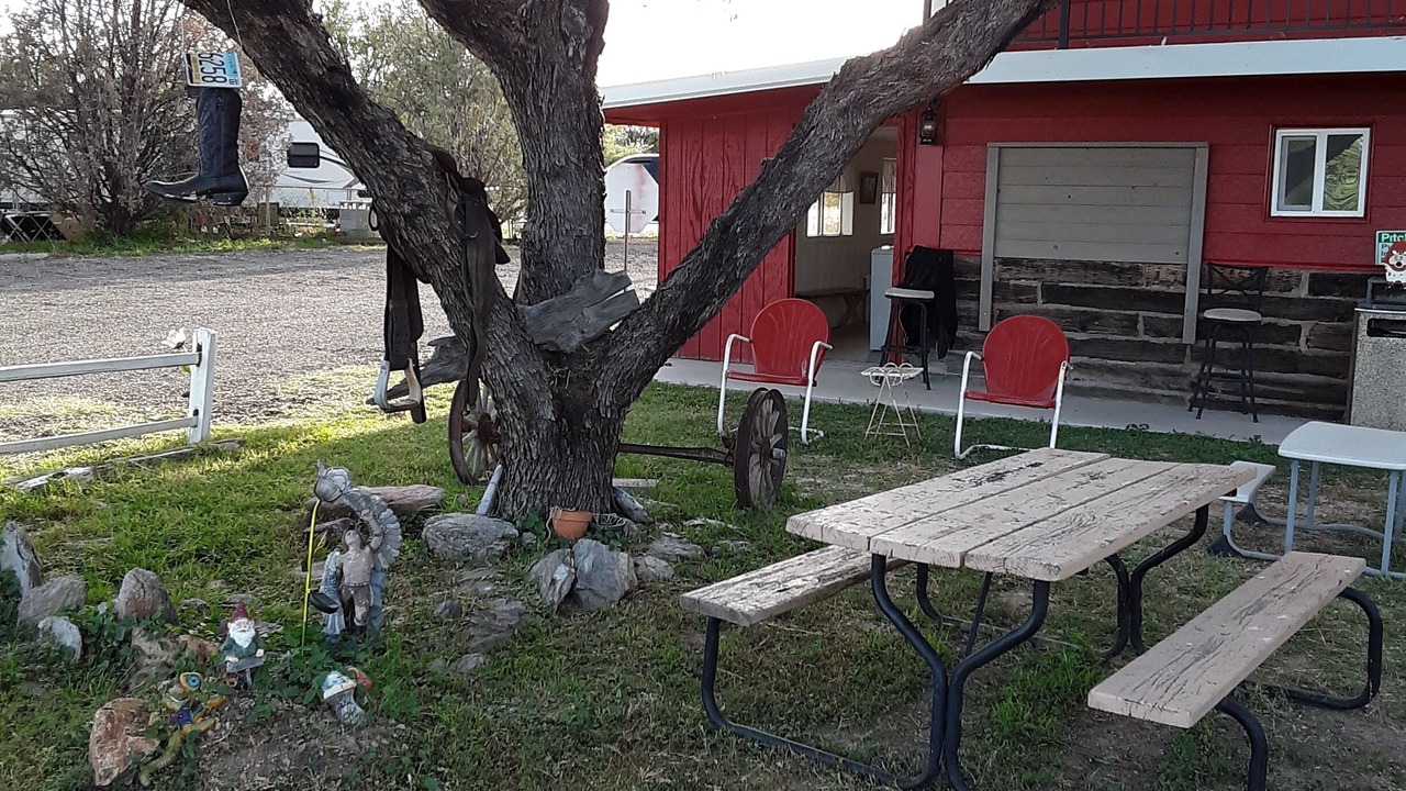 Photo of Outdoor in Pomerene