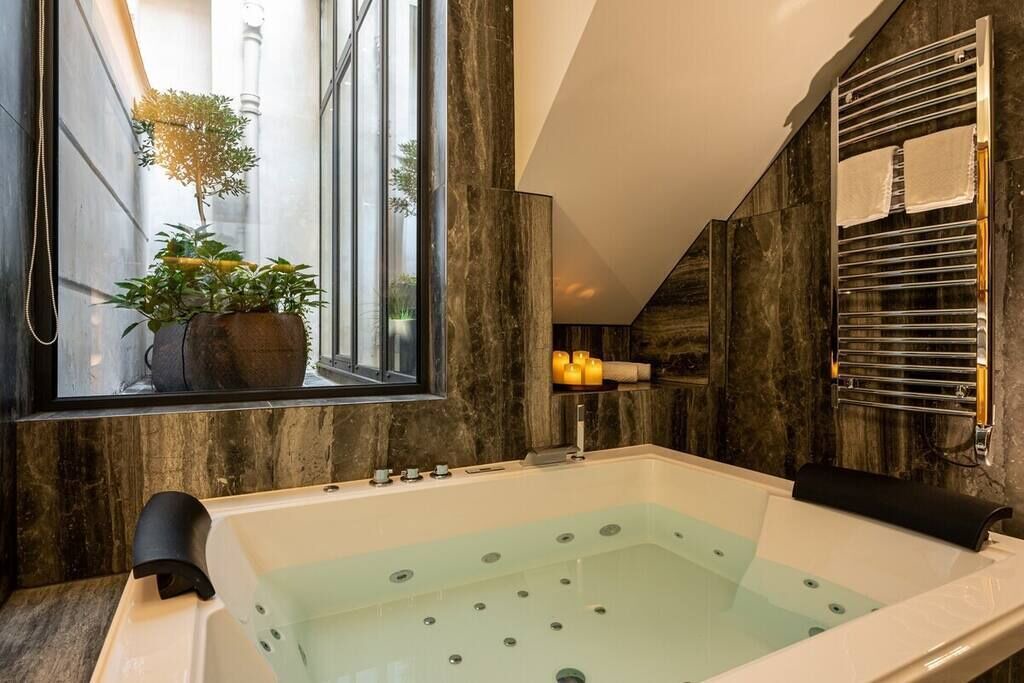 Photo of Bathroom in Porte-Saint-Martin