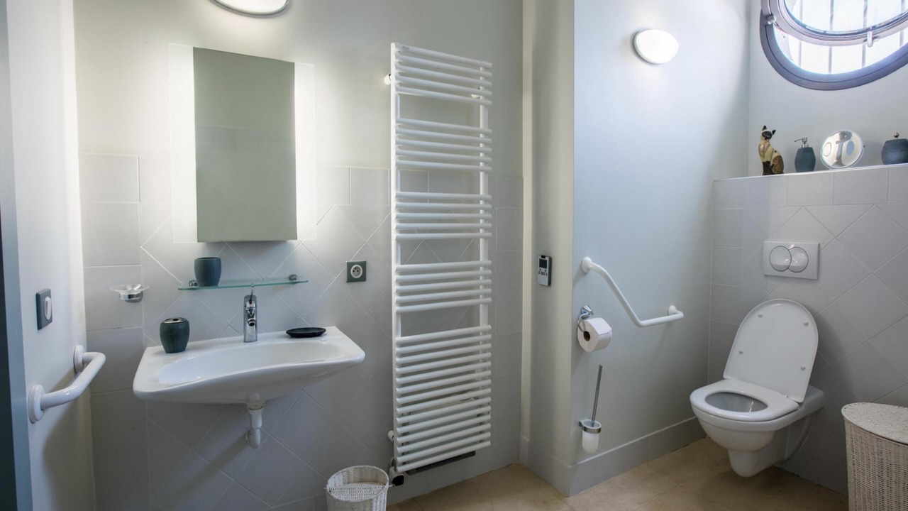 Photo of Bathroom in Saint Maurin