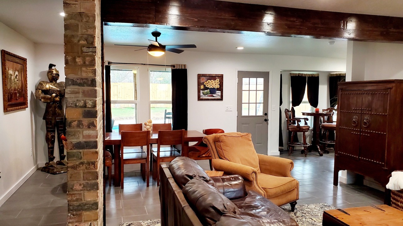 Photo of Livingroom in West San Antonio