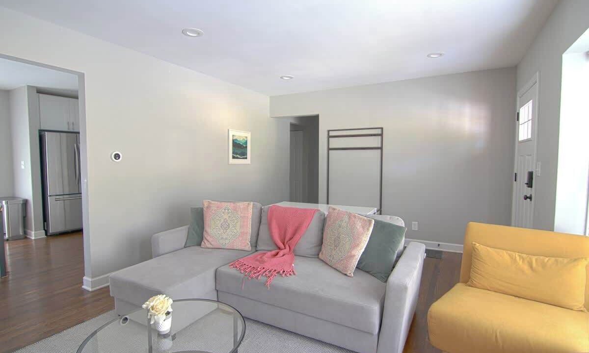 Photo of Livingroom in Silver Spring