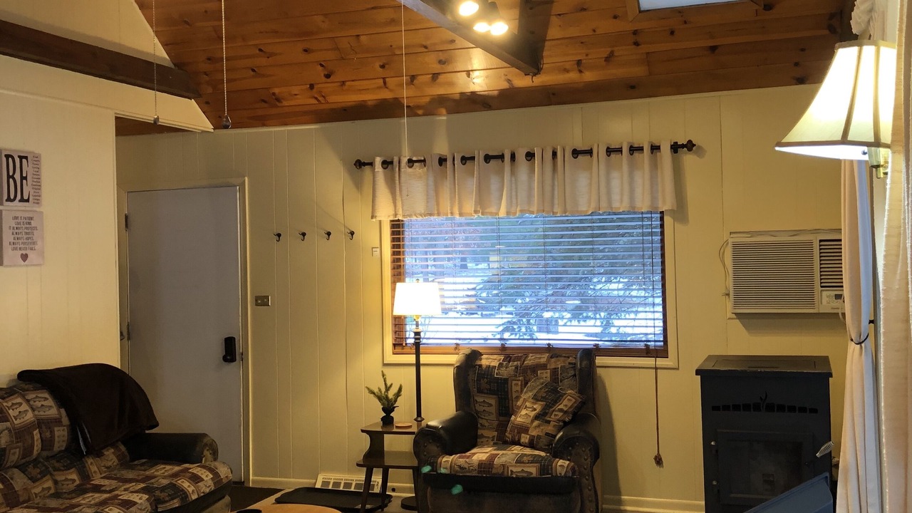 Photo of Livingroom in Branch