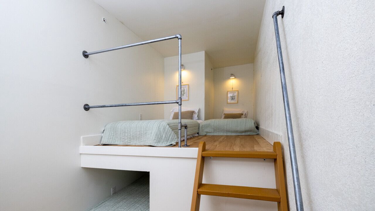 Photo of Bedroom in West Main Historic District