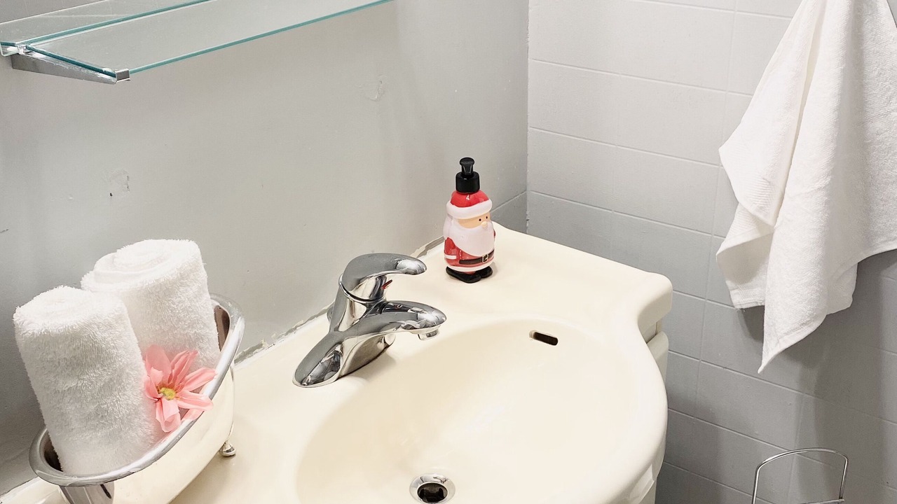 Photo of Bathroom in Welland