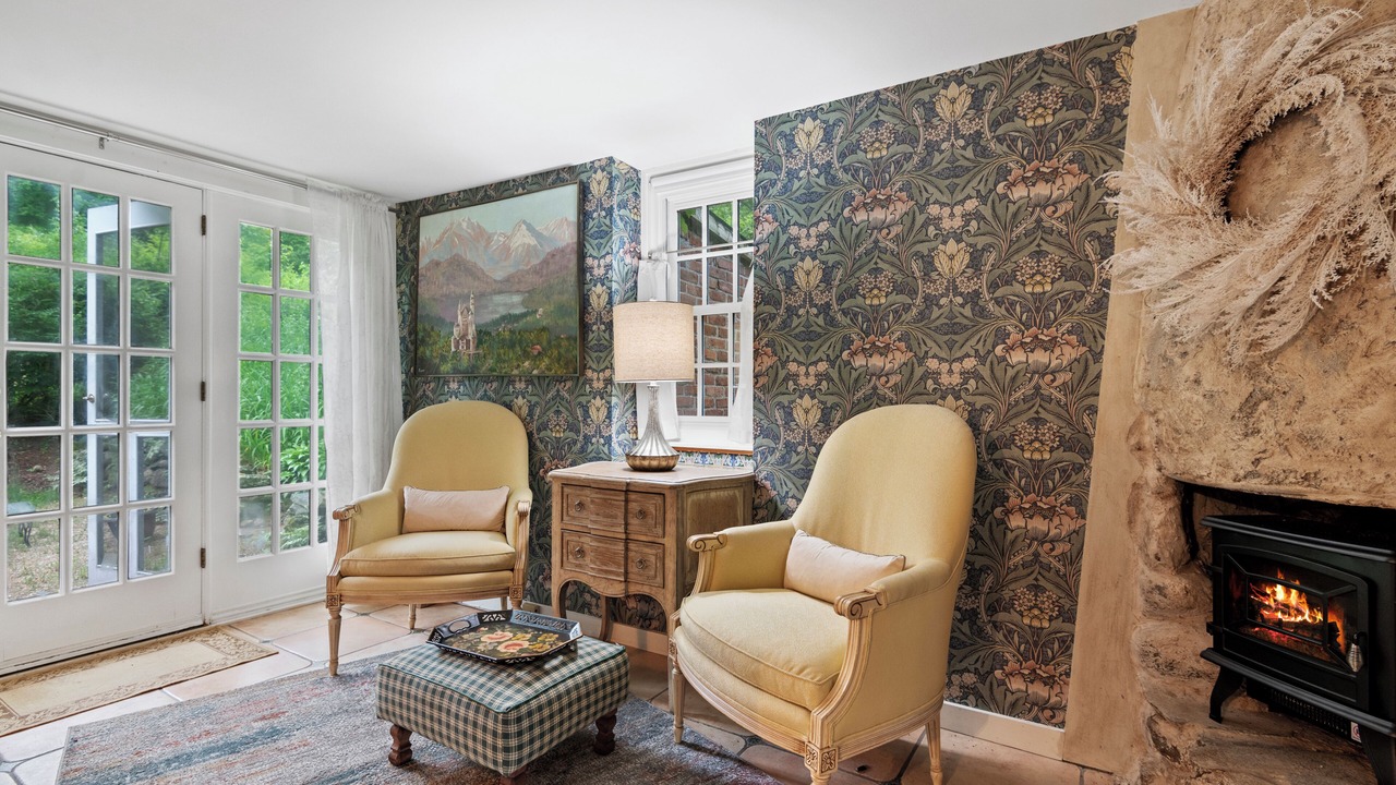 Photo of Others in Old Saybrook