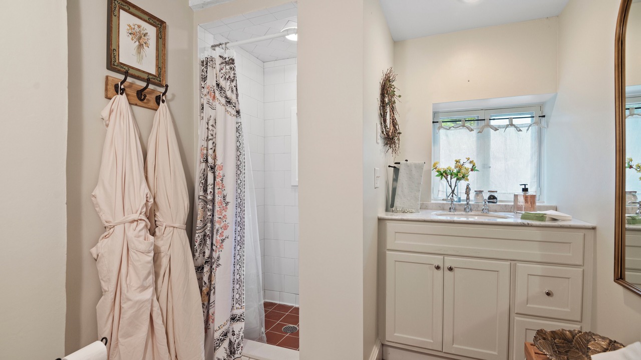 Photo of Bathroom in Old Saybrook