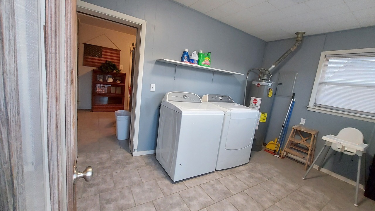 Photo of Bedroom in Iola