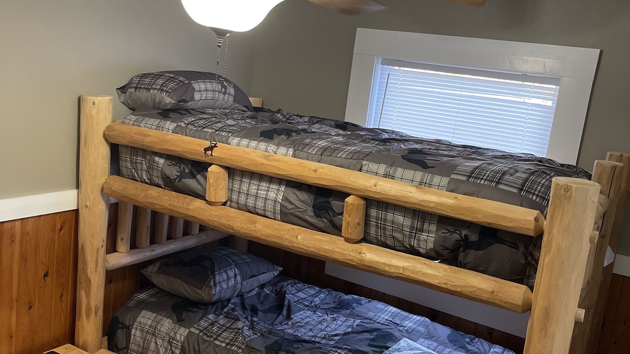 Photo of Bedroom in Hawks