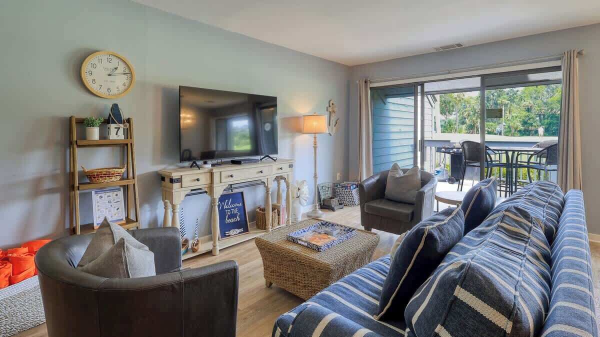 Photo of Livingroom in Palmetto Dunes