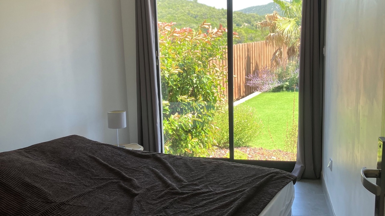 Photo of Bedroom in Vailhauques