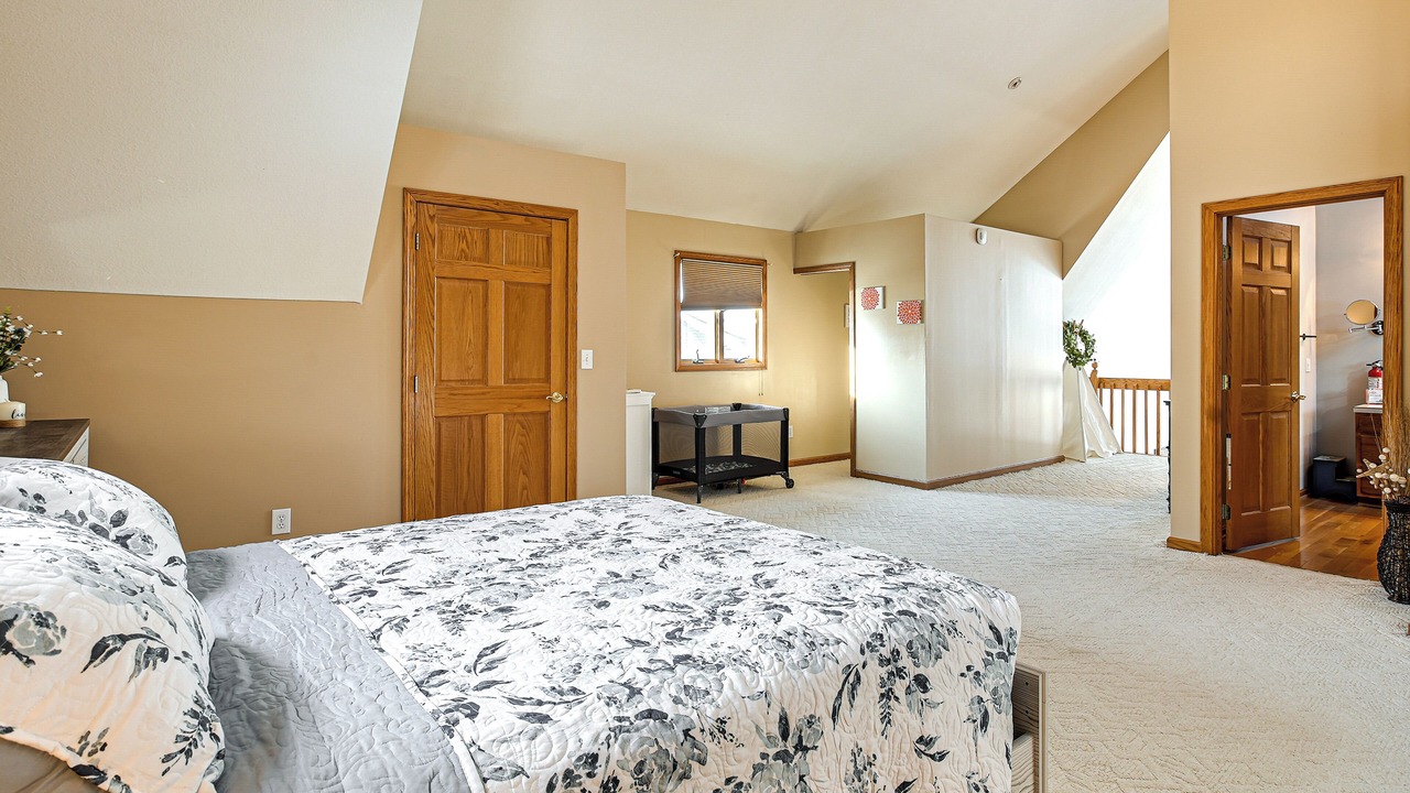 Photo of Bedroom in Apple Valley