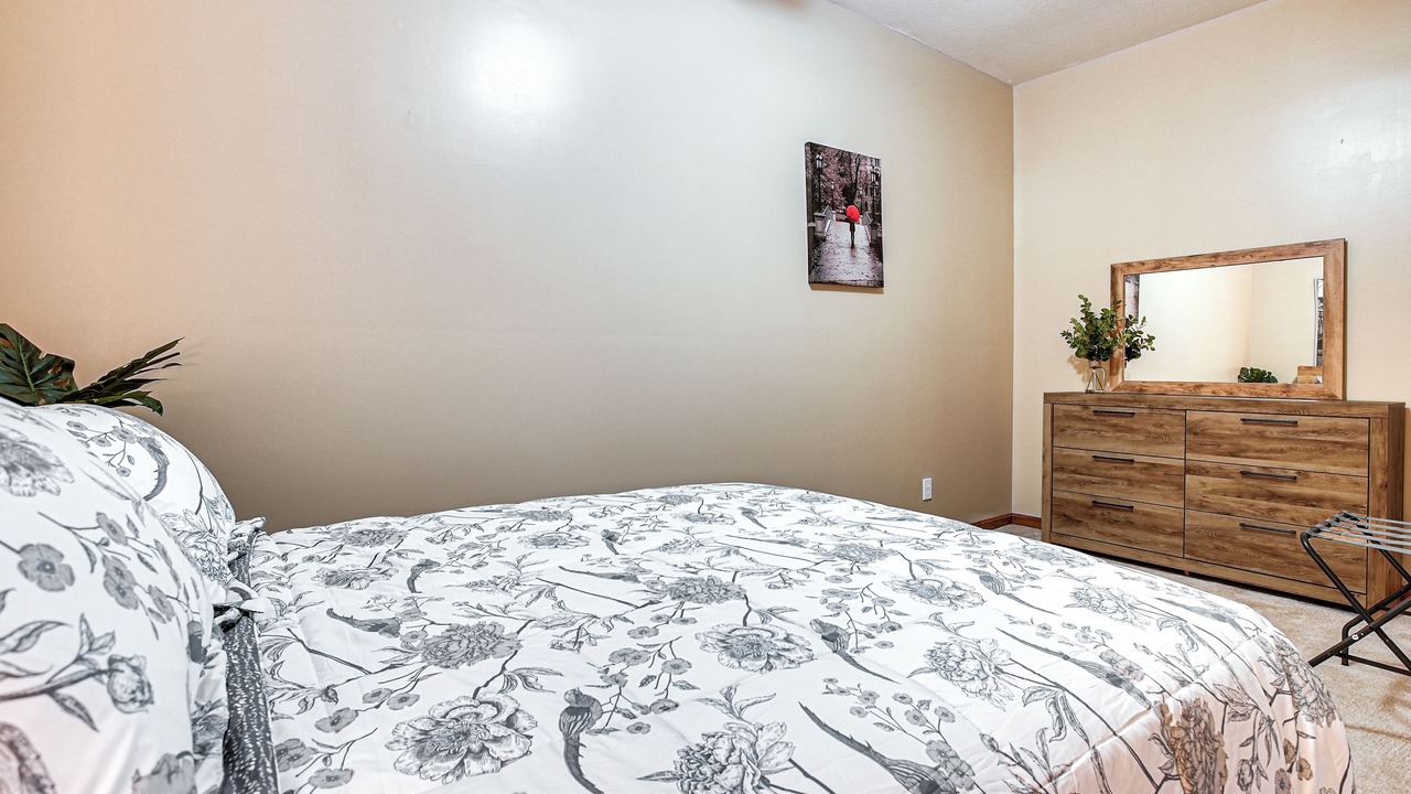 Photo of Bedroom in Apple Valley