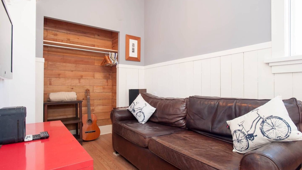 Photo of Livingroom in Smith Park