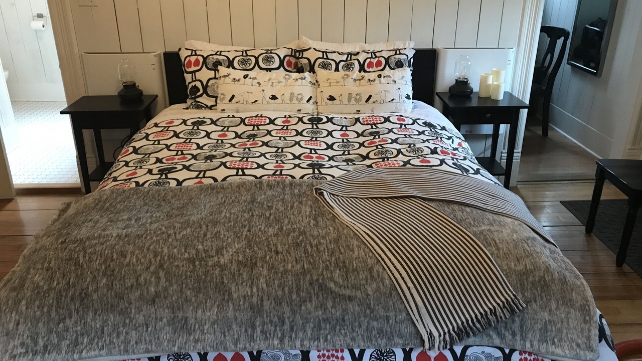 Photo of Bedroom in Smith Park