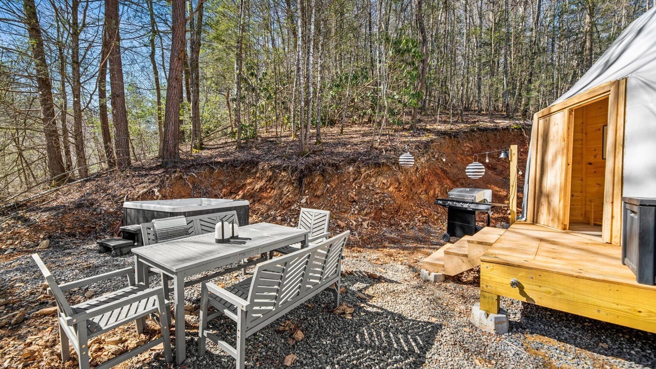 Photo of Outdoor in Cosby
