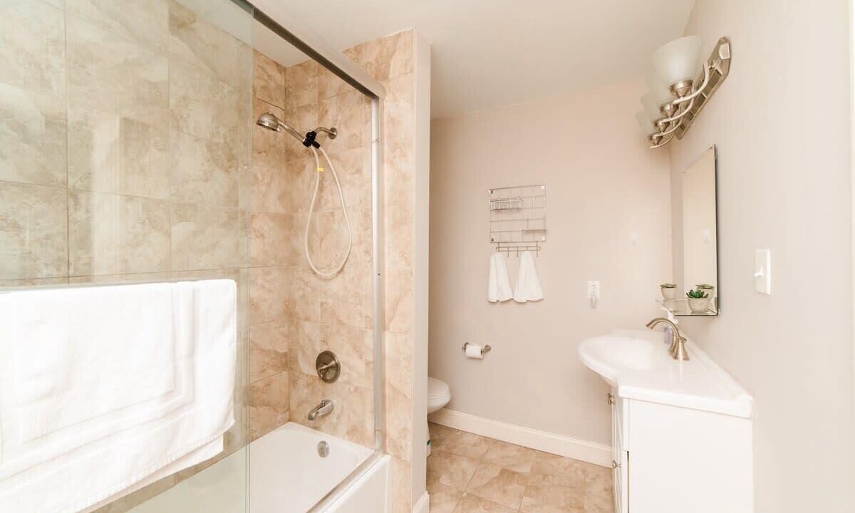 Photo of Bathroom in Allegheny-West
