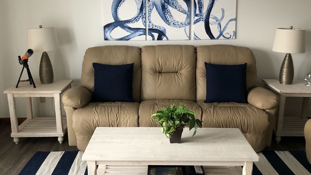 Photo of Livingroom in Kitty Hawk