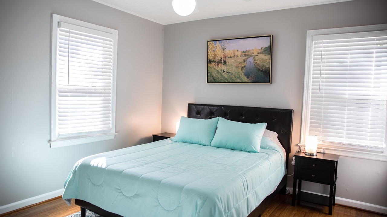 Photo of Bedroom in Merriam