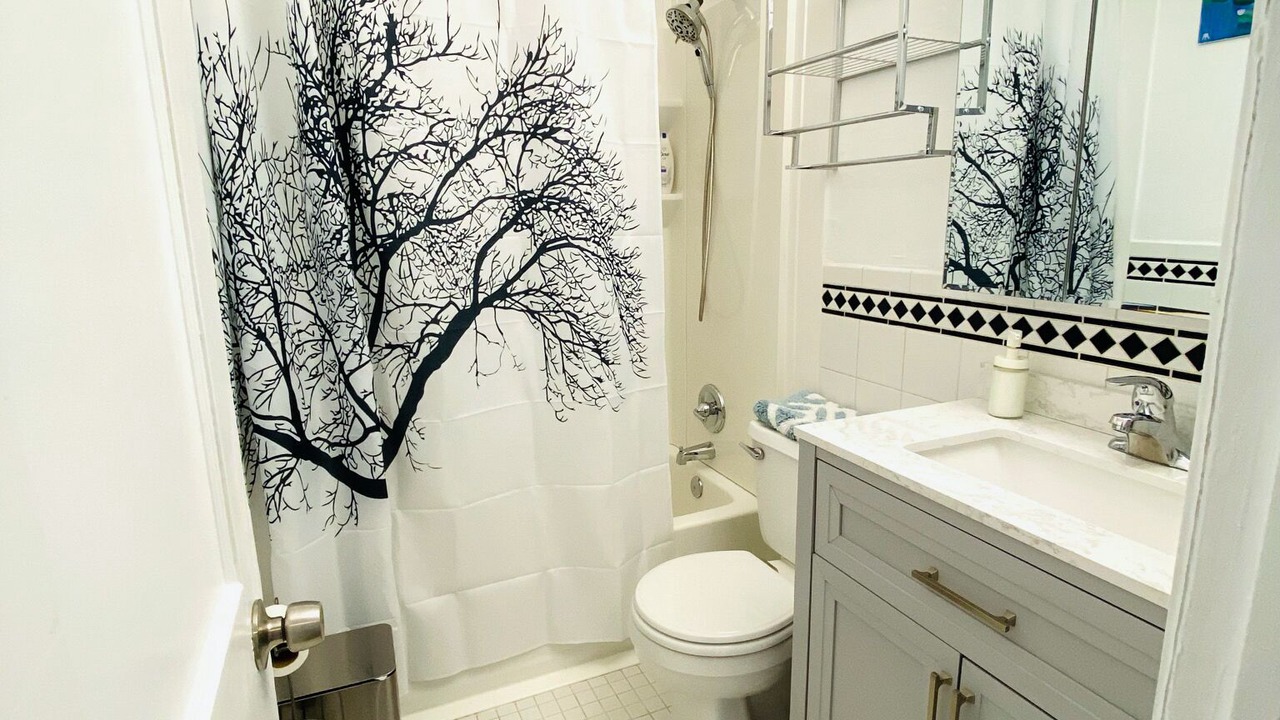 Photo of Bathroom in Merriam