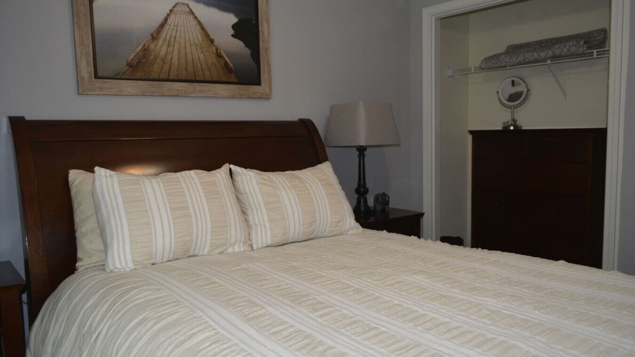 Photo of Bedroom in Overland Park