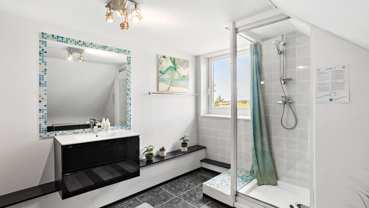 Photo of Bathroom in Nexo