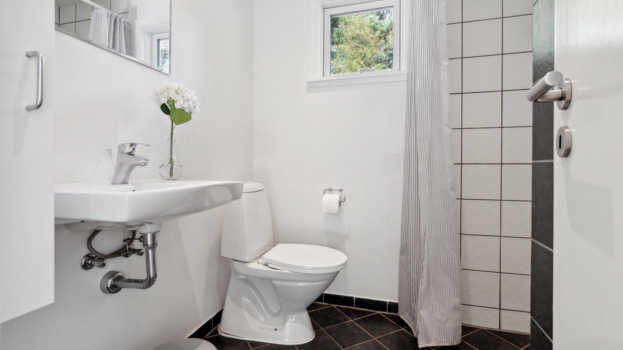 Photo of Bathroom in Pedersker