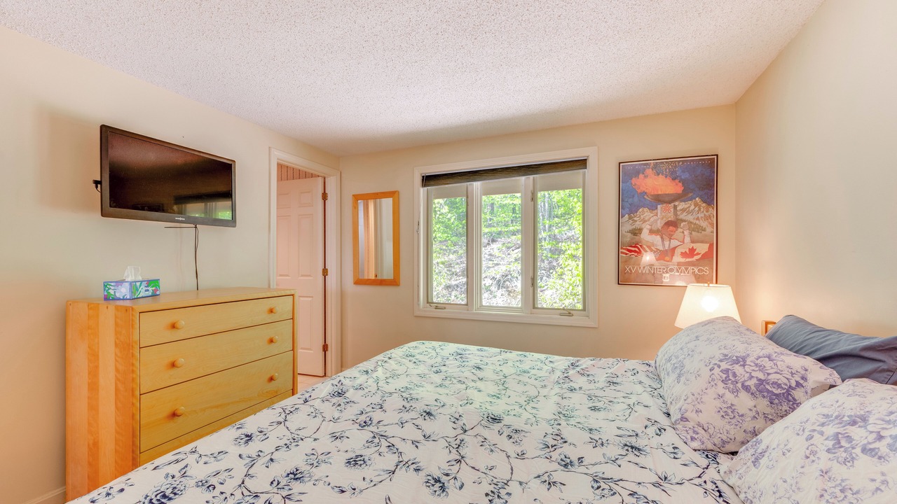 Photo of Bedroom in Jackson