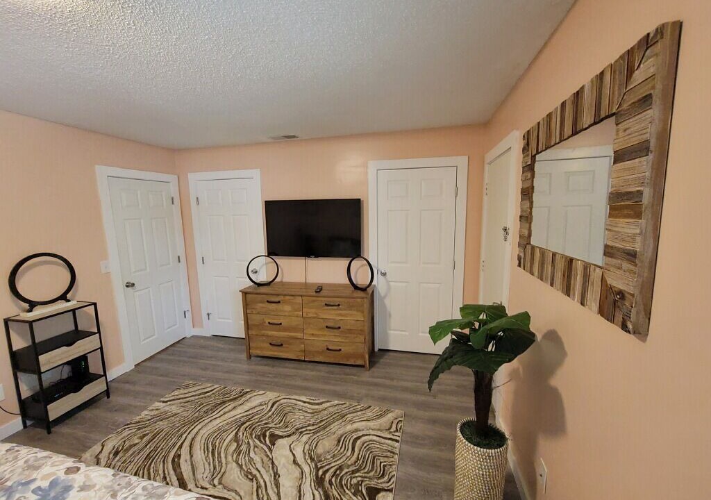 Photo of Bedroom in Palmetto Dunes