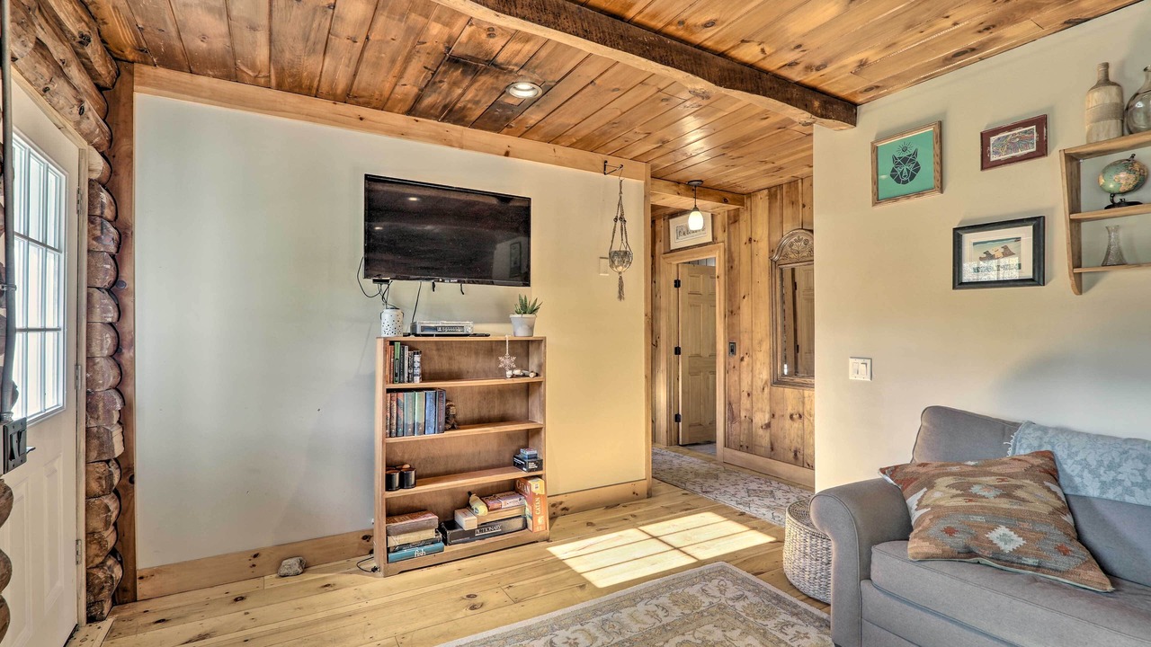 Photo of Bedroom in Jeffersonville