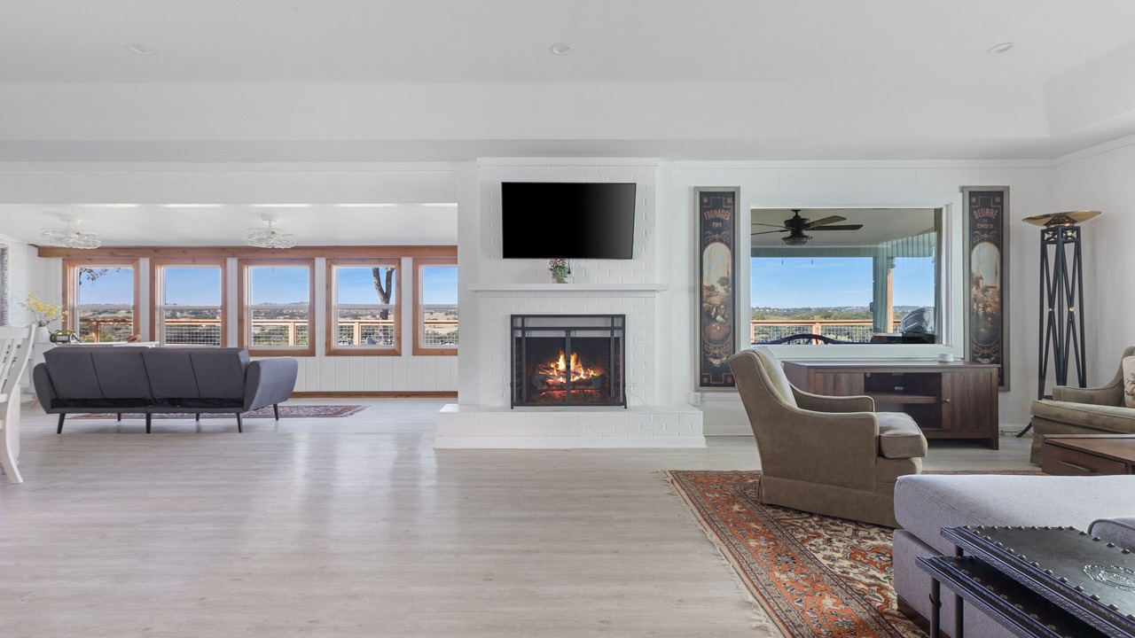 Photo of Livingroom in Kerrville