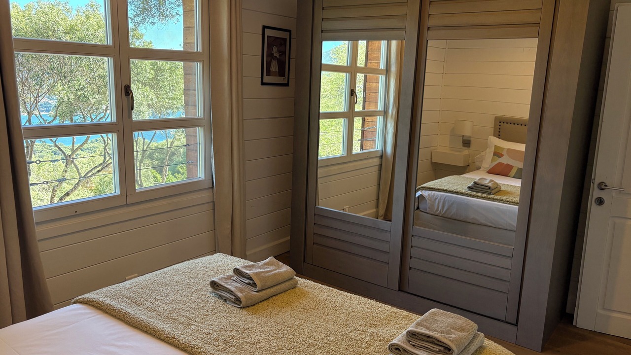 Photo of Bedroom in Olmeto