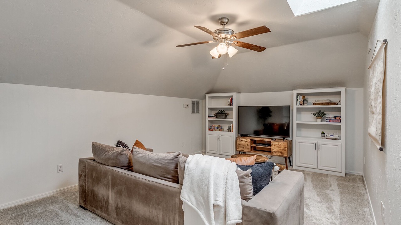 Photo of Livingroom in Edmond