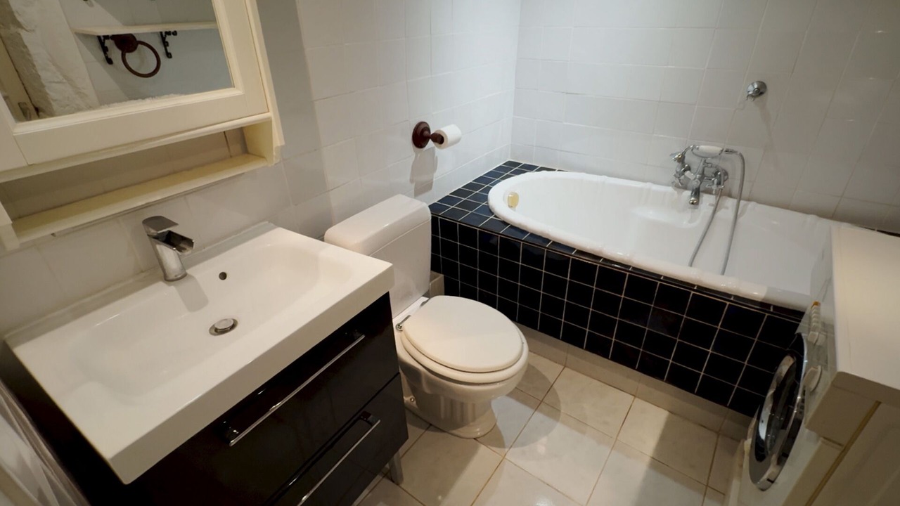 Photo of Bathroom in Caylus